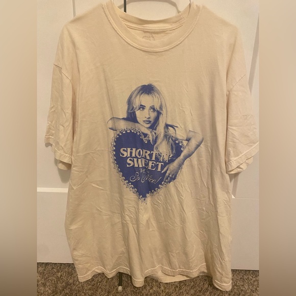 Sabrina Carpenter Tops - Sabrina Carpenter Short n Sweet Tour Tee